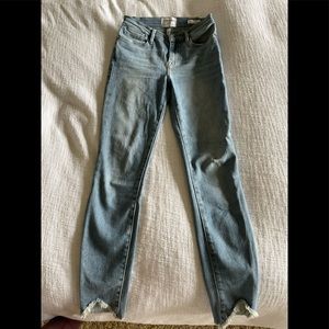 Frame light wash jeans